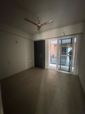 Room in 3 BHK Apartment at SAV Gulnaar Meadows, Ambala Highway – for Rent