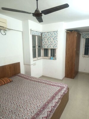 Bedroom in 3 BHK Apartment at Satellite – for Rent