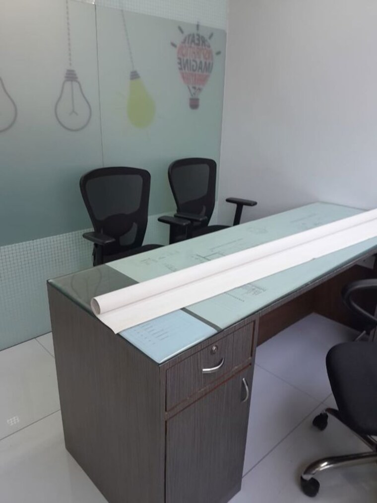 Team Area, western-edge Commercial Office Space 876 Sq.Ft. In Borivali East Mumbai 10095444