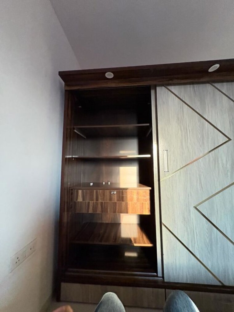 Other, amanora-gold-towers 2 Bedroom 713 Sq.Ft. Builder Floor In Hadapsar Pune 10095474