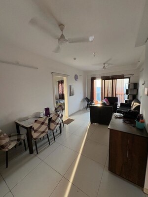 Living Room in 2 BHK Builder Floor at Amanora Gold Towers, Hadapsar – for Rent
