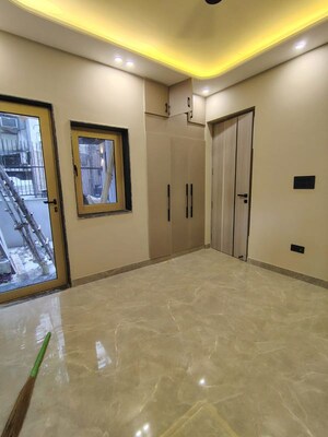 Room in 3 BHK Builder Floor at Kalkaji – for Sale