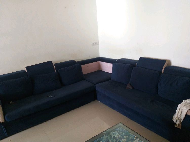 2 BHK + Extra Room Apartment For Rent in Om Audumber