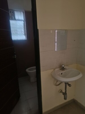 Bathroom in 2.5 BHK Apartment at Essen Shonest Towers, Wakad – for Rent