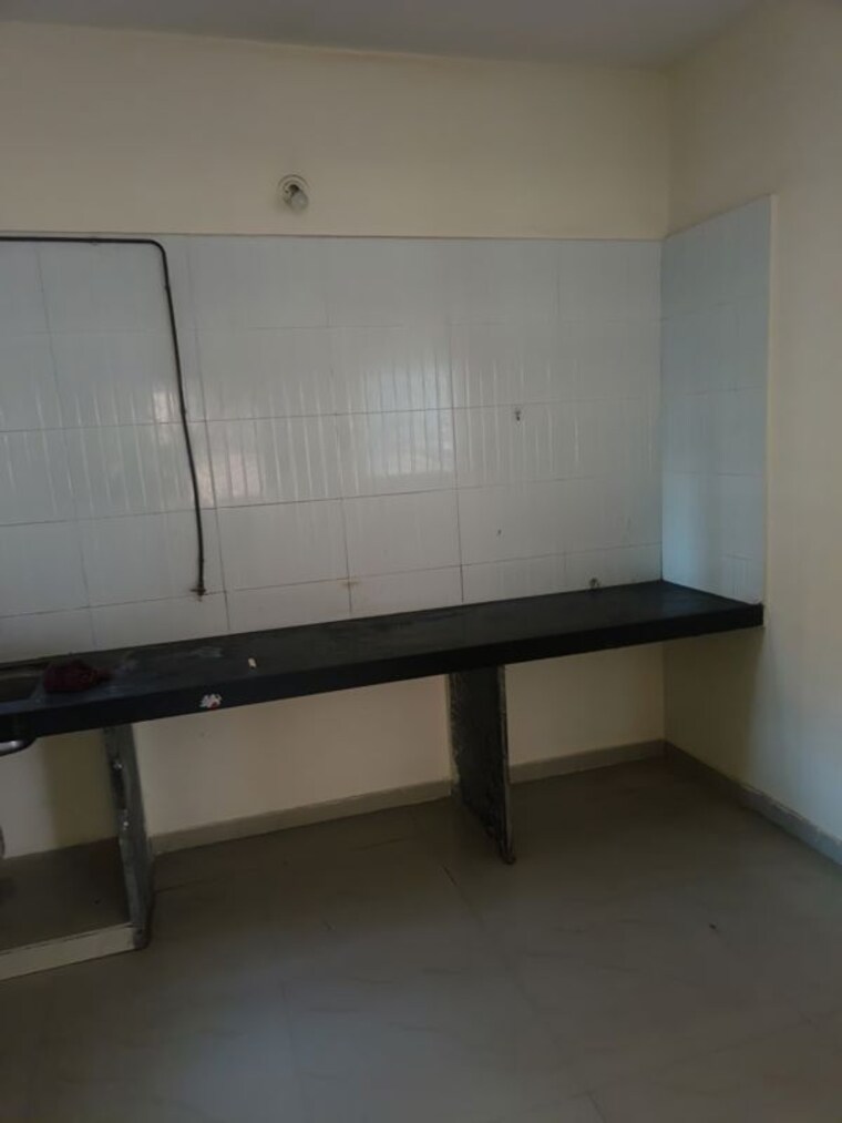 Kitchen, essen-shonest-towers 2.5 Bedroom 1300 Sq.Ft. Apartment In Wakad Pune 10095548