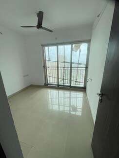 2 BHK Apartment For Rent in Lodha Amara