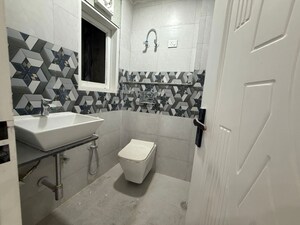 Master Bedroom in 2 BHK Builder Floor at Neb Sarai – for Rent