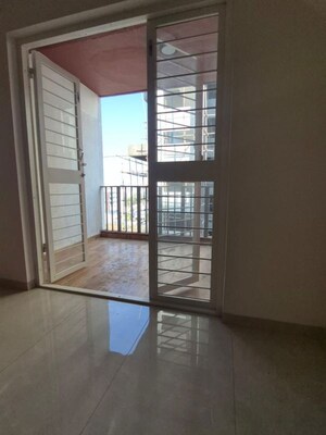 Room in 3 BHK Apartment at Ganesh Nabhangan, Dhayari – for Rent