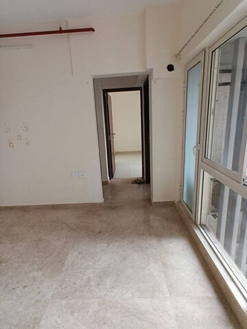 Room in 1 BHK Apartment at Omkar Signet, Malad East – for Rent