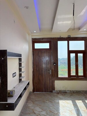 Room in 5 BHK Independent House at GDA welfare Apartment, Sanjay Nagar – for Sale