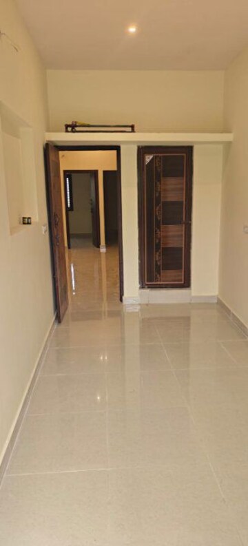Room in 2 BHK Independent House at Thanisandra Main Road – for Rent