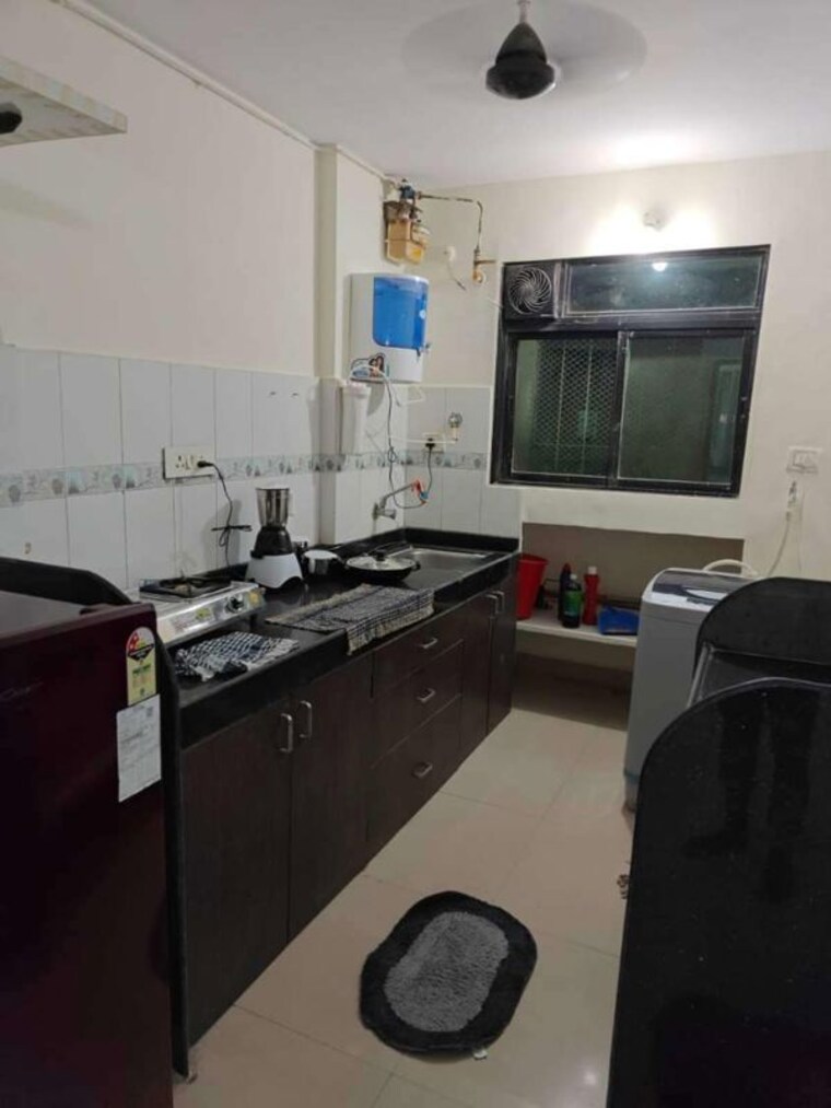 Kitchen, naupada Pg For Boys & Girls In Naupada 10095651