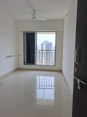 Room in 1 BHK Apartment at DGS Heights, Goregaon East – for Rent