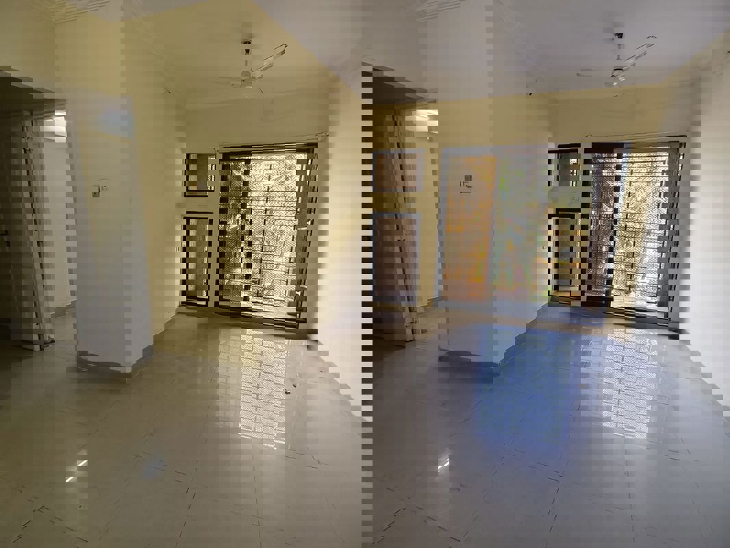 2 BHK 960 Sq.Ft. Apartment in Swapnalok Towers