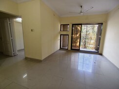 2 BHK Apartment For Rent in Swapnalok Towers