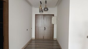 Room in 5 BHK Apartment at ABA County 107, Sector 107 – for Rent
