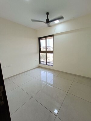 Room in 2 BHK Apartment at Chandak 34 Park Estate, Goregaon West – for Rent