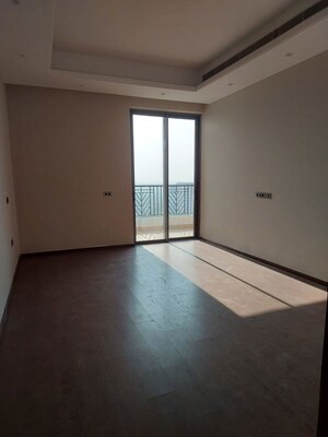 Room in 4 BHK Apartment at Gulshan Dynasty, Sector 144 – for Rent