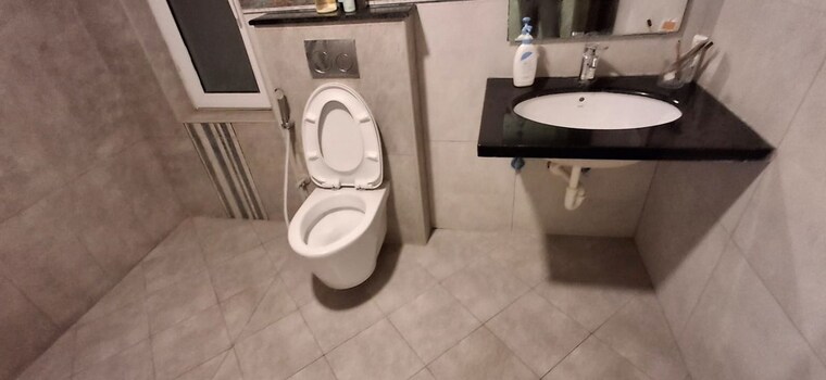 Bathroom, sumadhura-acropolis 3 Bedroom 2615 Sq.Ft. Apartment In Gachibowli Hyderabad 10095740