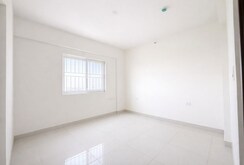 2 BHK Apartment For Sale in Monarch Aqua