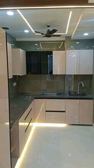 Master Bedroom in 3 BHK Builder Floor at East Of Kailash – for Rent