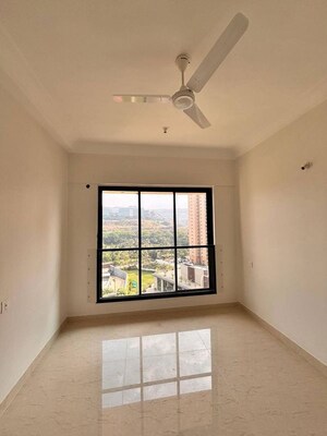 Room in 1 BHK Apartment at K Raheja Heights, Malad East – for Rent