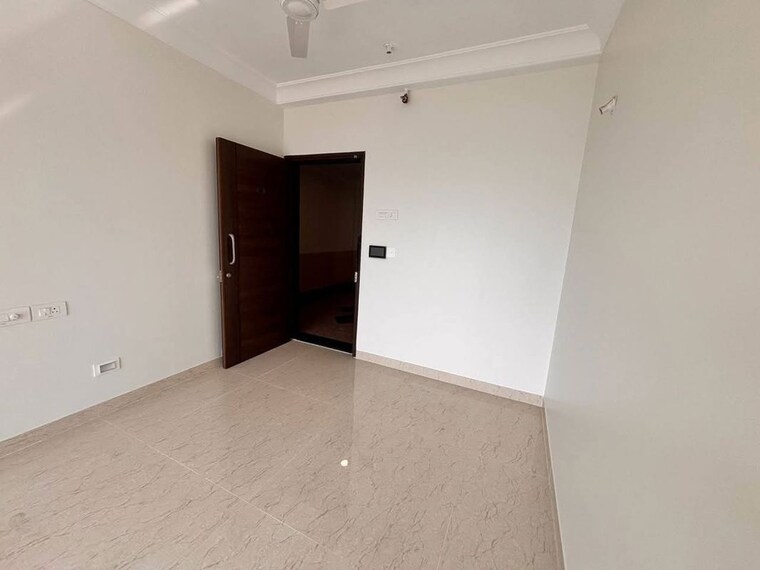 Room, k-raheja-heights 1 Bedroom 650 Sq.Ft. Apartment In Malad East Mumbai 10095786