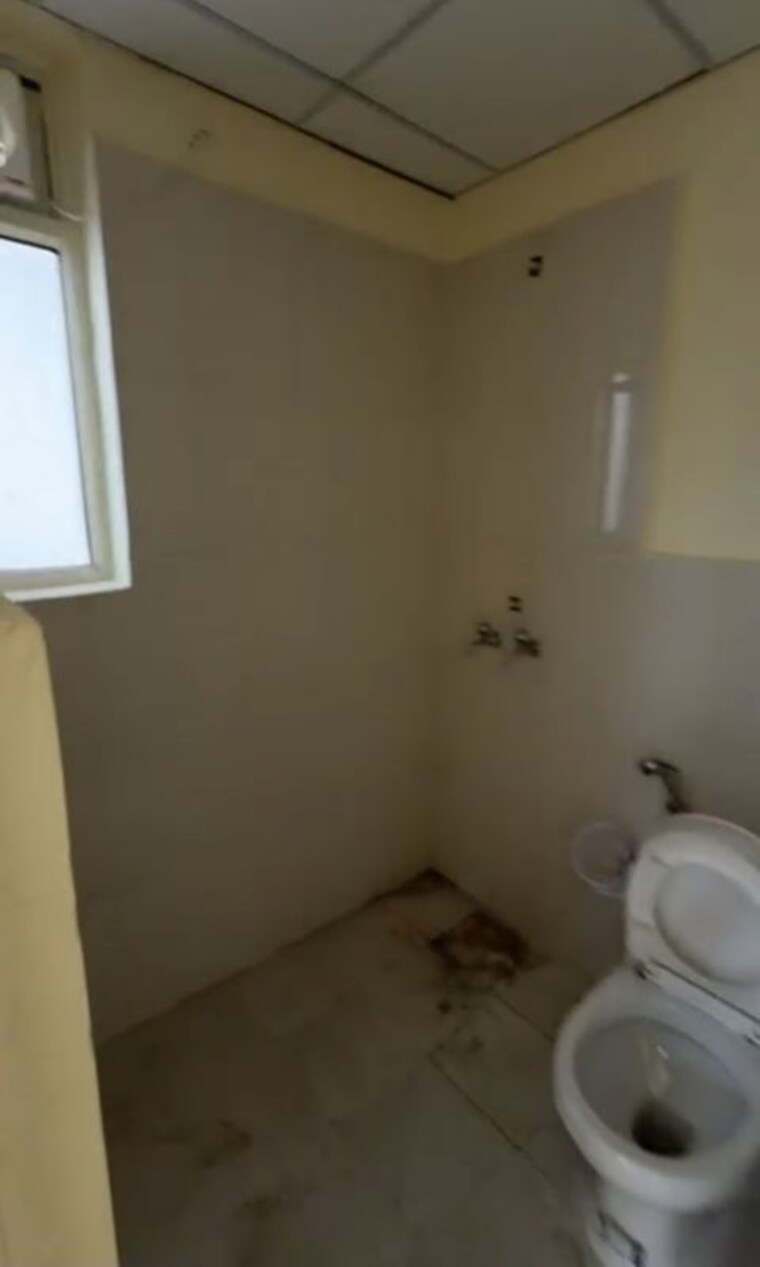 Attached Bathroom, pyramid-midtown 2 Bedroom 699 Sq.Ft. Apartment In Sector 59 Gurgaon 10095832