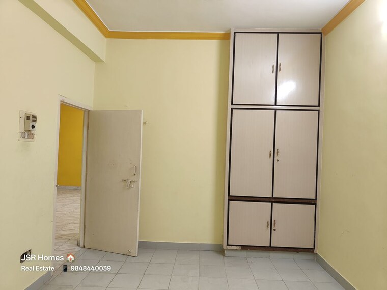 Room, gayatri-grandeur 3 Bedroom 1265 Sq.Ft. Apartment In Karkhana Hyderabad 10095819