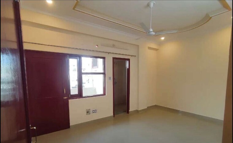 Room, hazratganj 2 Bedroom 1400 Sq.Ft. Apartment In Hazratganj Lucknow 10095834