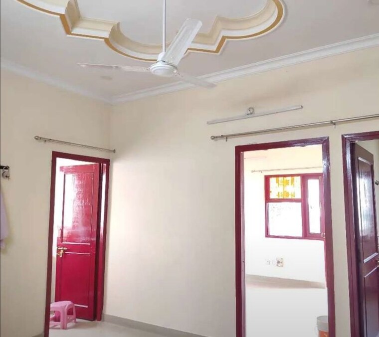 Other, hazratganj 2 Bedroom 1400 Sq.Ft. Apartment In Hazratganj Lucknow 10095834
