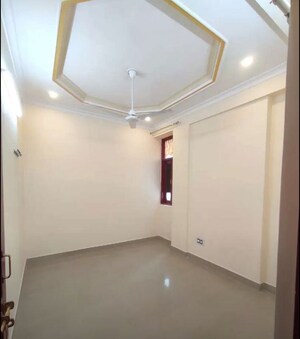 2 BHK Apartment For Rent in Hazratganj