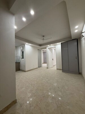 Room in 2 BHK Builder Floor at Malviya Nagar – for Sale