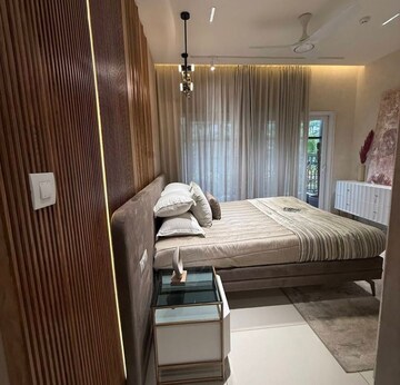 Bathroom in 2.5 BHK Apartment at Aurobindo Kohinoor, Serilingampally – for Rent