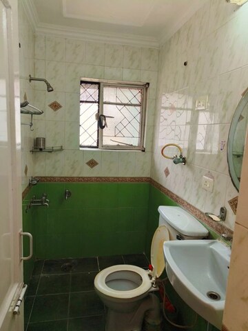 Bathroom in 4 BHK Builder Floor at Sector 47 – for Rent