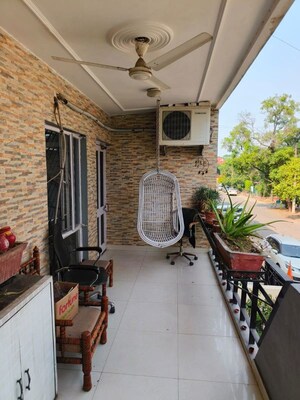 Balcony in 4 BHK Builder Floor at Sector 47 – for Rent