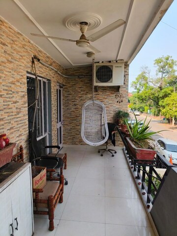 Balcony in 4 BHK Builder Floor at Sector 47 – for Rent