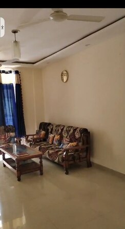 2 BHK Apartment For Rent in Omaxe R2