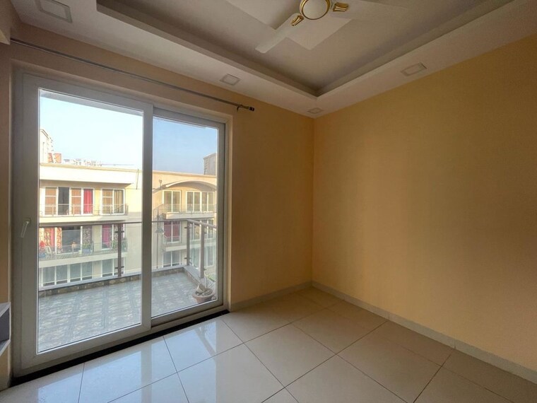 Room, bptp-amstoria 3 Bedroom 1924 Sq.Ft. Villa In Sector 102 Gurgaon 10095954