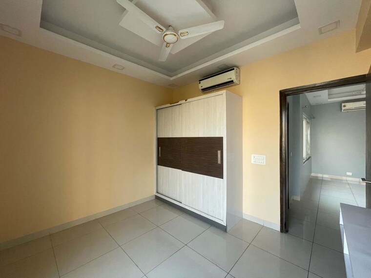 Room, bptp-amstoria 3 Bedroom 1924 Sq.Ft. Villa In Sector 102 Gurgaon 10095954