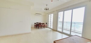 Room in 3.5 BHK Apartment at Conscient Heritage Max, Sector 102 – for Rent