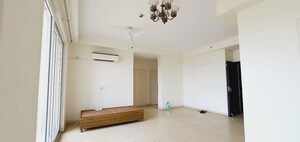 Room in 3.5 BHK Apartment at Conscient Heritage Max, Sector 102 – for Rent