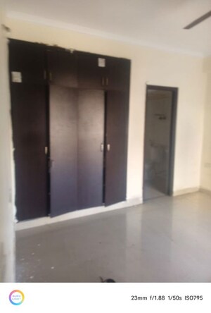 Room in 2 BHK Apartment at Gardenia Golf City, Sector 75 – for Sale