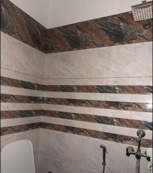 Staircase in 2 BHK Apartment at Lalbagh – for Rent