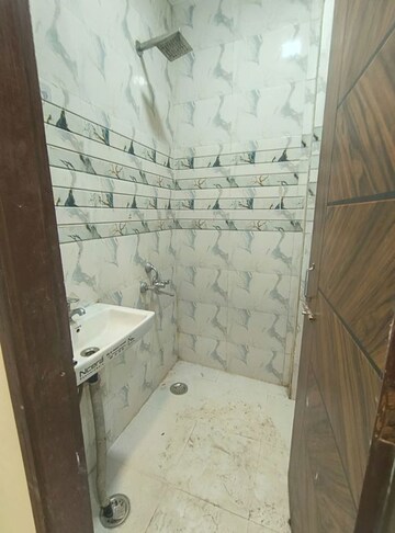 Bathroom in 3 BHK Builder Floor at Govindpuri – for Rent