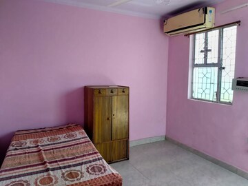 Bedroom in 1 BHK Builder Floor at Govindpuri – for Rent