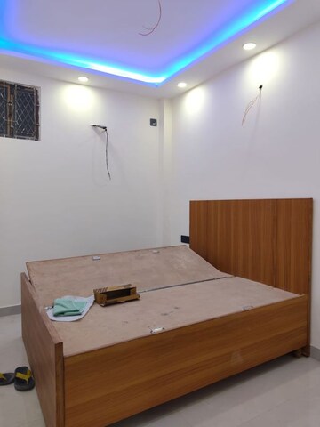 Bedroom in 2 BHK Builder Floor at Govindpuri – for Rent
