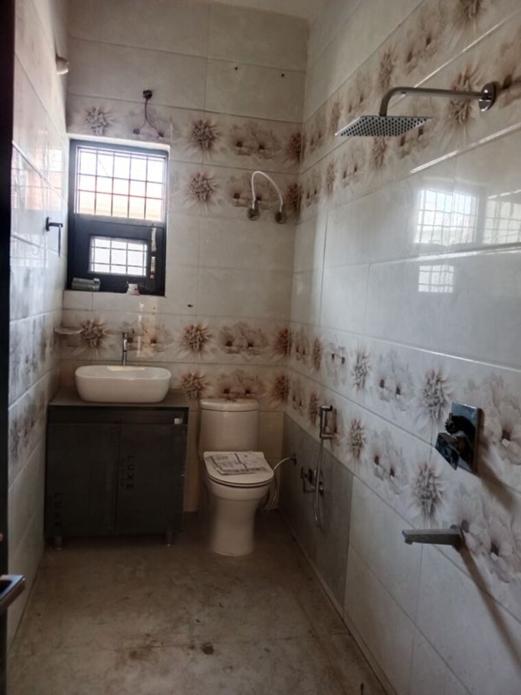 Attached Bathroom, huda 2.5 Bedroom 1625 Sq.Ft. Independent House In Huda Panipat 10096006