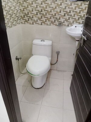 Bathroom in 1 BHK Builder Floor at Govindpuri – for Rent