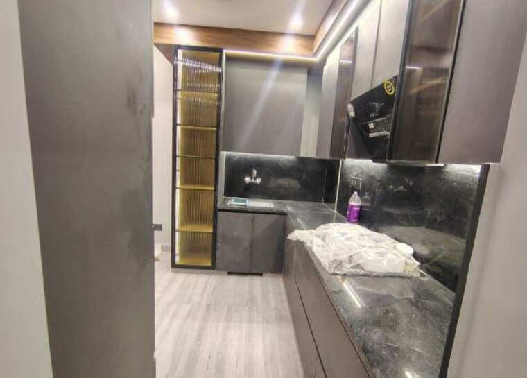 Kitchen, govindpuri 3 Bedroom 911 Sq.Ft. Builder Floor In Govindpuri Delhi 10096031